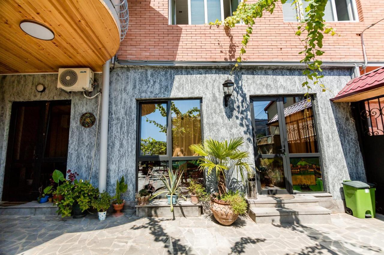 The Oldest Tbilisi Hotel Luaran gambar