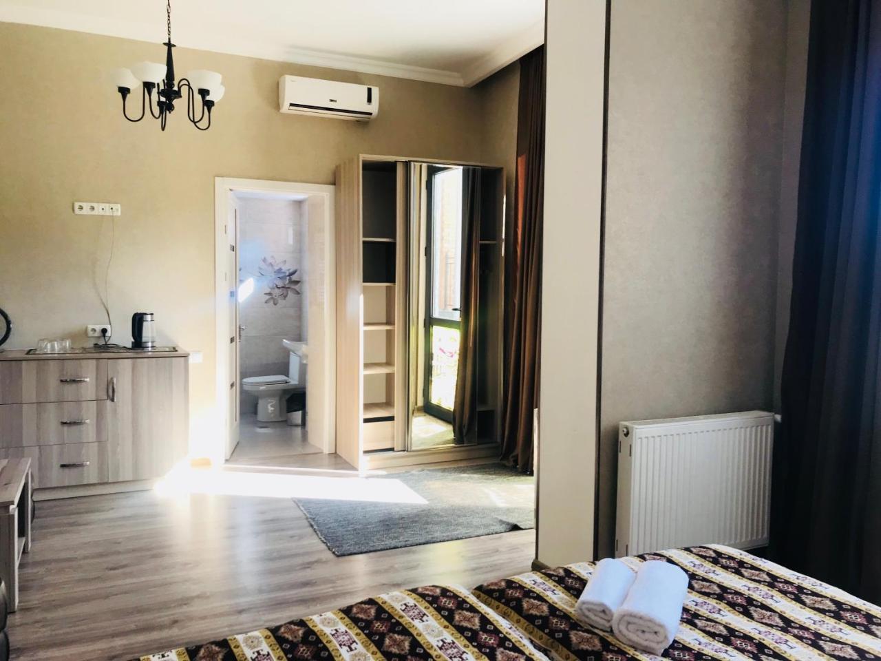 The Oldest Tbilisi Hotel Luaran gambar