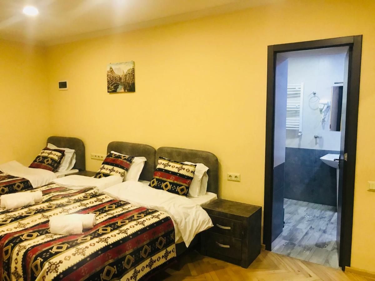 The Oldest Tbilisi Hotel Luaran gambar