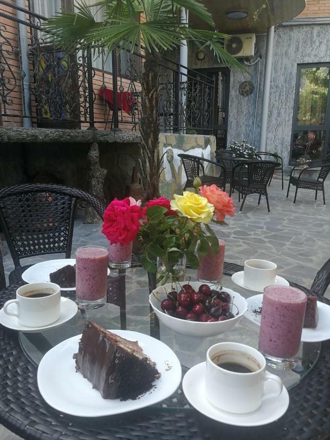 The Oldest Tbilisi Hotel Luaran gambar