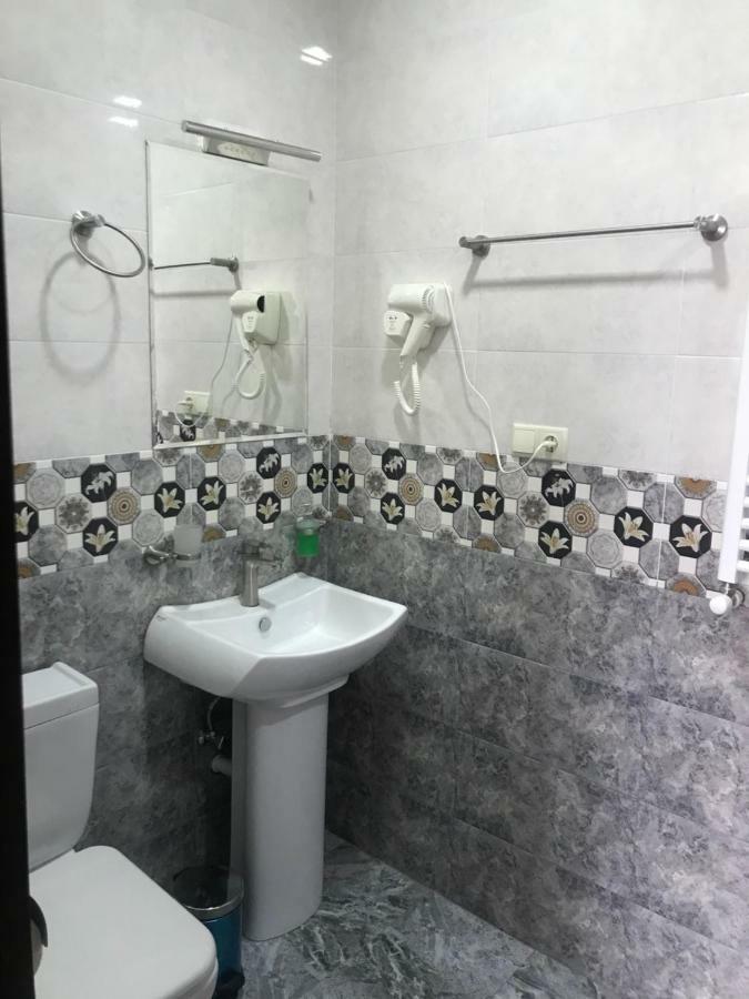 The Oldest Tbilisi Hotel Luaran gambar